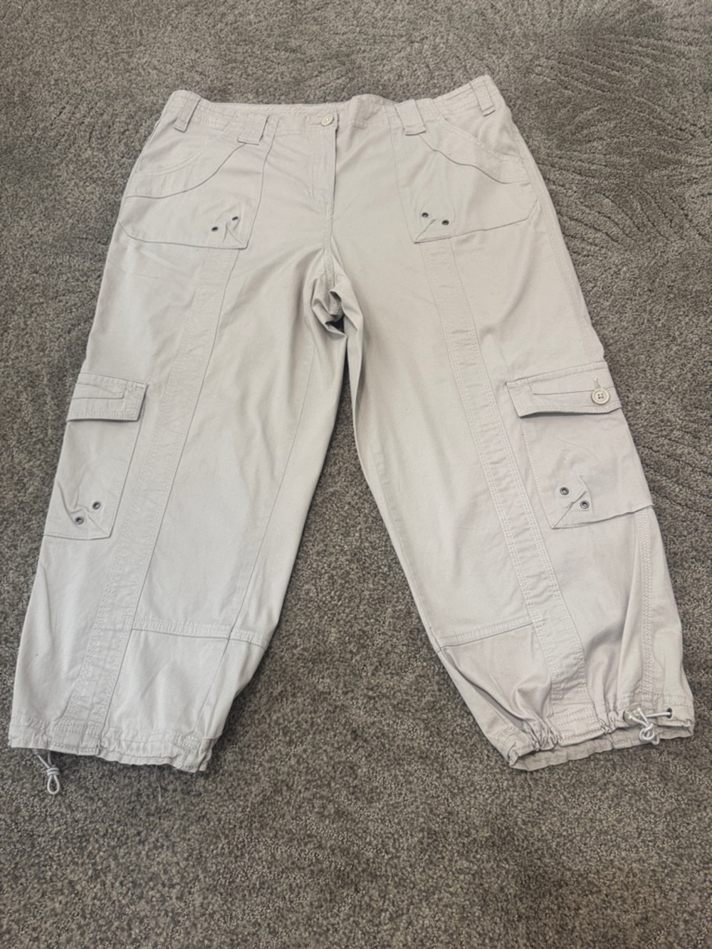 Style & Co. Light Gray Cropped Cargo Pants